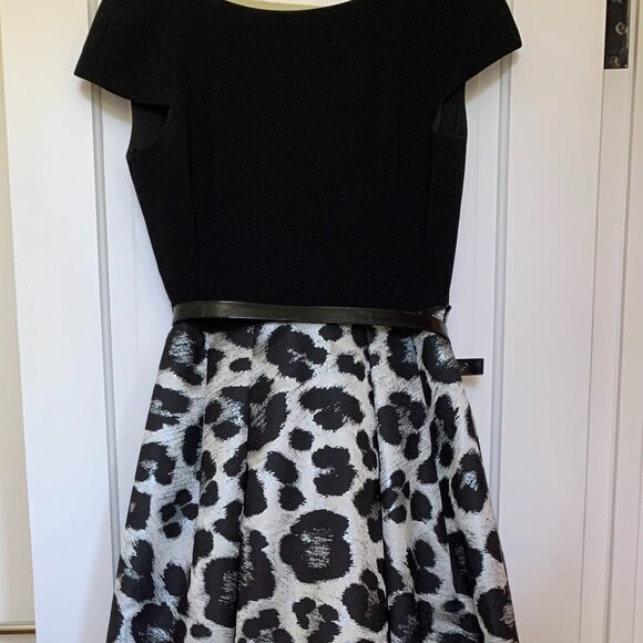 Theia Black and Silver Jaquard Gown - Picture 5 of 6